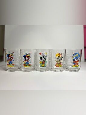 McDonald’s Disney 2000 collector glass set